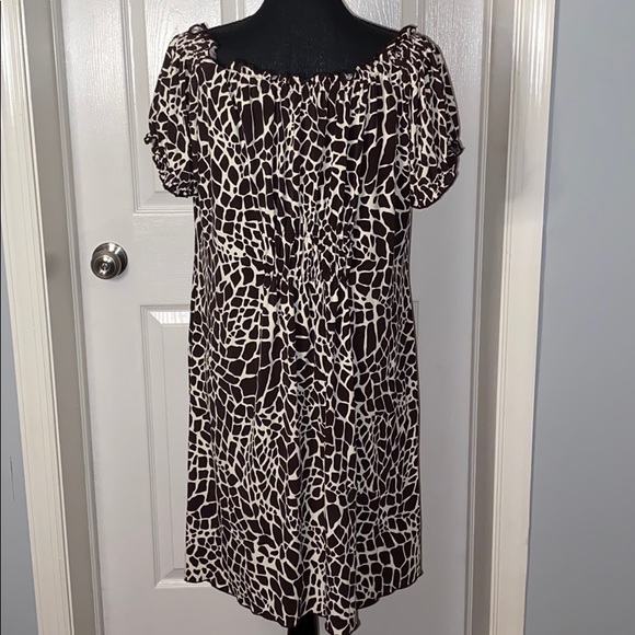 Dress - Picture 4 of 7